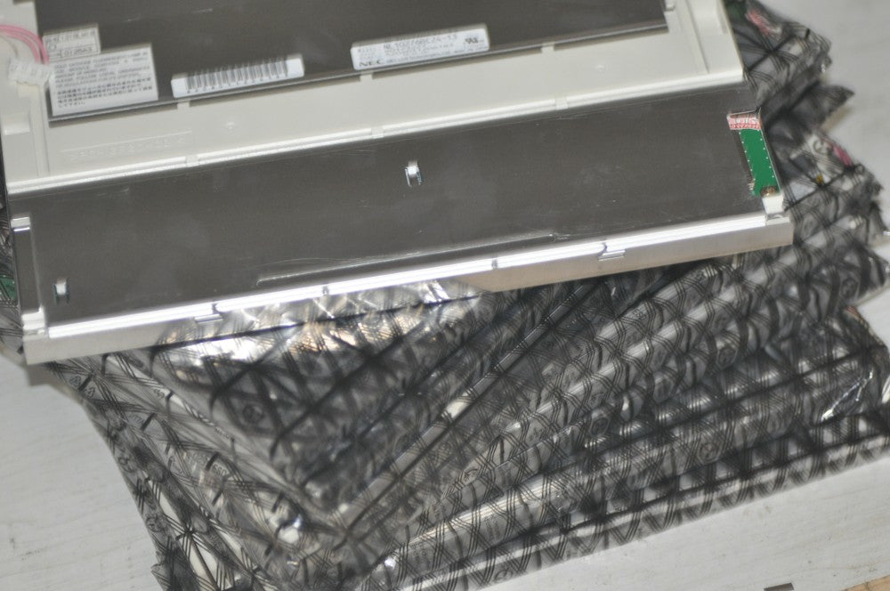 Original NL10276BC24-13 NEC Screen 12.1" 1024*768 NL10276BC24-13 Screen