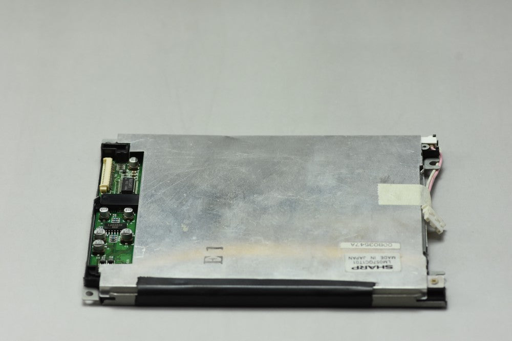 Original LM057QC1T01 SHARP 5.7" 320×240 LM057QC1T01 Display